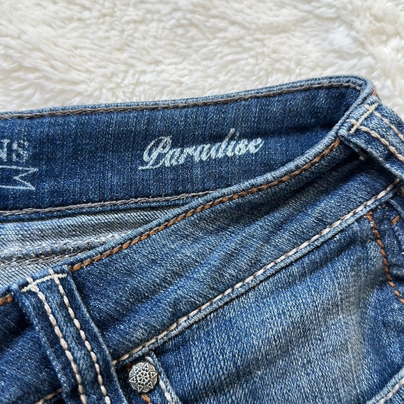 Denim shorts - Picture 5 of 7